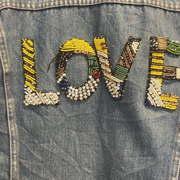 Boho Luxxe One of a kind Levi's Denim love Jacket with Patches - Picture 5 of 6